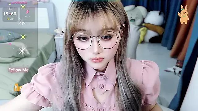 Sweet-18wanwan from StripChat