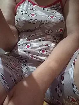 Sweet-arian from StripChat