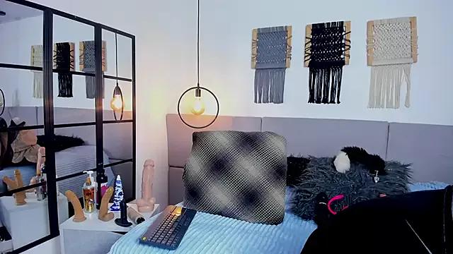 Sweet_camille from StripChat