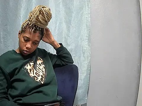 Sweet_nicole98 on StripChat 