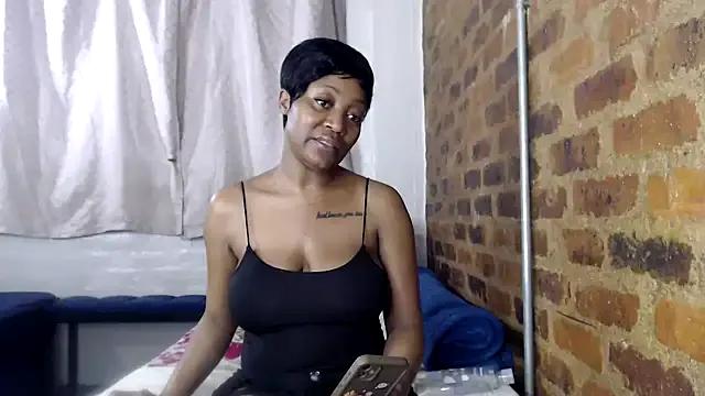 SweetPortableAmber from StripChat