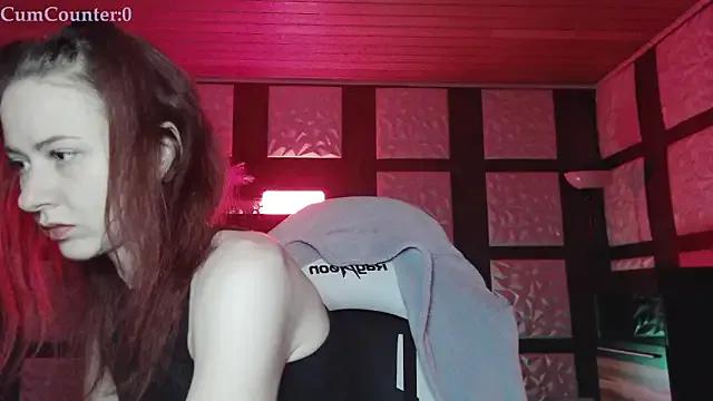SweetSeraphine from StripChat