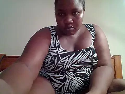 sweetymummy from StripChat
