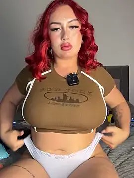 Talia_Foxx from StripChat