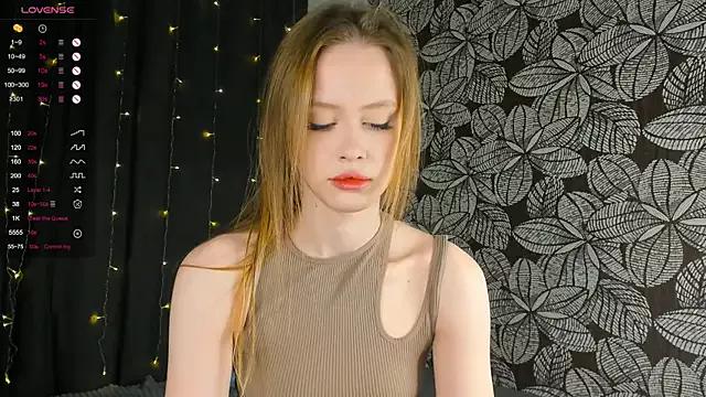 TaraSims from StripChat