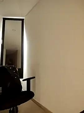 tata_sanz_ on StripChat 