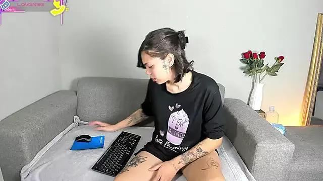 TattoedLexi_ from StripChat