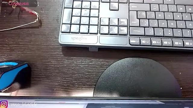 Tessa_Moon_ from StripChat