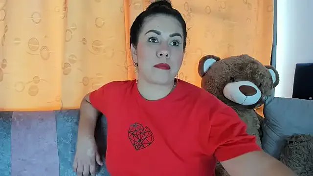 thamara226 from StripChat