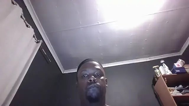 THEEBOSSTEE from StripChat