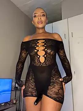 ThickBaddieSA from StripChat is Freechat