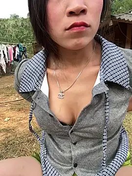 ThiHa003 from StripChat