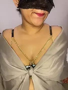 Naked Room thushani24 
