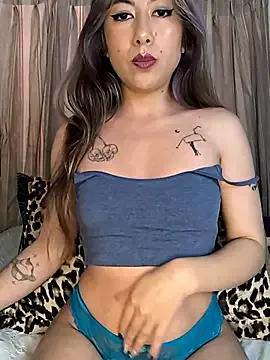 Tiff_Doll from StripChat