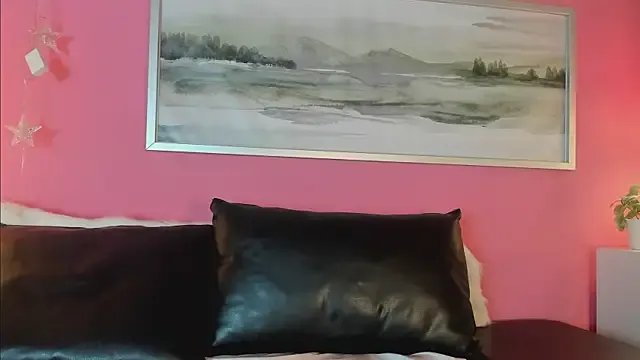 Tiffanysurez_ from StripChat