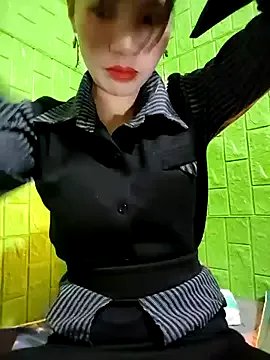 Tin_tanny from StripChat