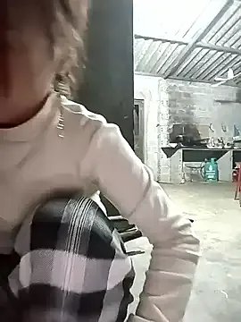 Tin_tanny from StripChat