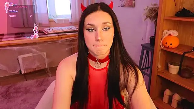 too_sexxxy on StripChat 