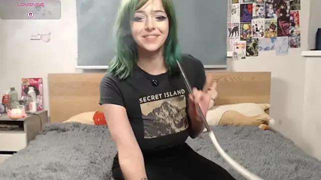 triplebakaaa from StripChat