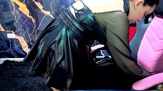 TRUE_BDSM_X from StripChat