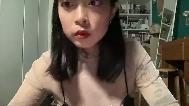 Tw_tansan from StripChat