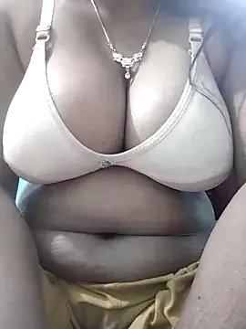 Uma-2 from StripChat