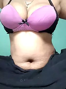 Uma-2 from StripChat