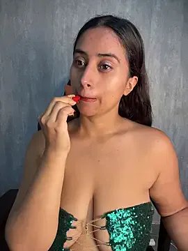 Valentinne_z from StripChat