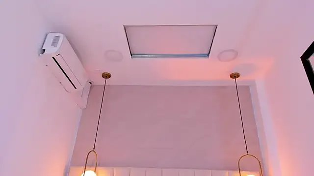 valerysantos_ from StripChat