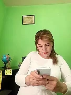 VANESSA__01 from StripChat is Freechat