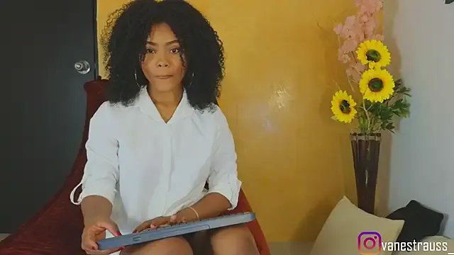 vanestraus from StripChat