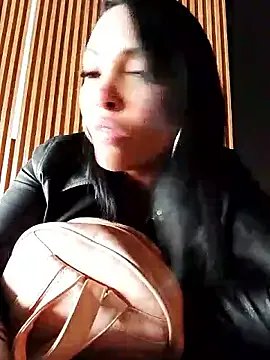 VeronicaBrun from StripChat