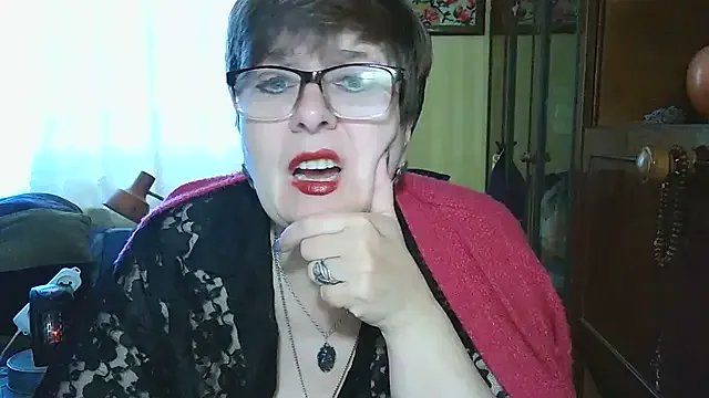 VeronicaGold511 from StripChat