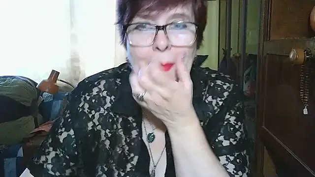 VeronicaGold511 from StripChat