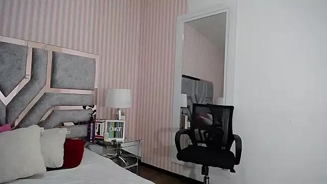 ViictoriaJones_ from StripChat