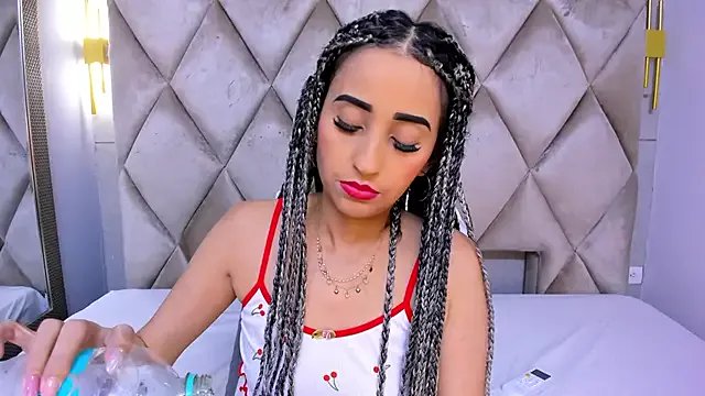 violett_rabbit_ from StripChat