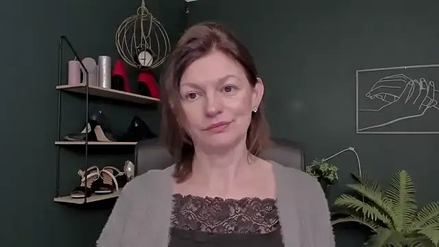 VivianWILD on StripChat 