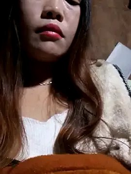 yana-zz from StripChat