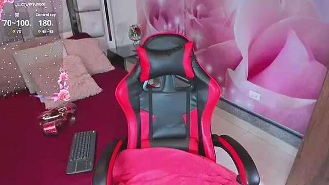 Yelena_mutiz from StripChat