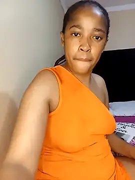 Yelowbone from StripChat