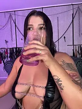 yey_bdsm from StripChat