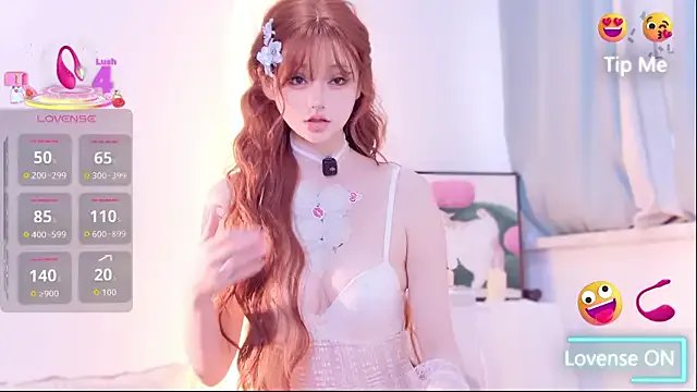 Yr_kitten_333 from StripChat