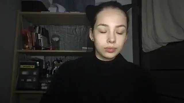 Yuna5343 from StripChat