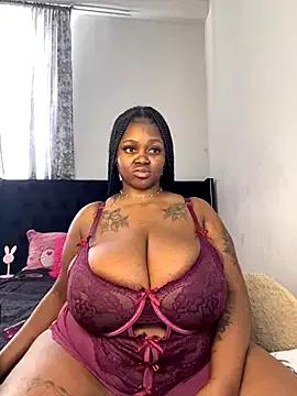 Naked Room Yung-Missy 