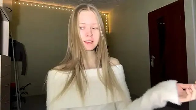 ZaidaSchwarten from StripChat