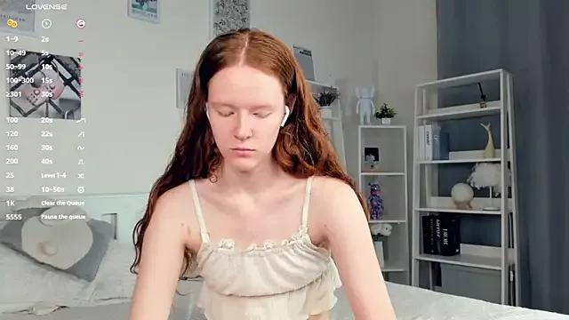 ZaraBluitt from StripChat