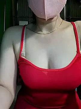 ZinkyLy from StripChat