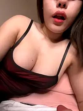 ZinzinLy from StripChat is Private