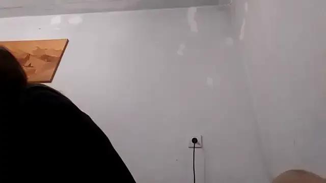 Zizi_Zuzu from StripChat