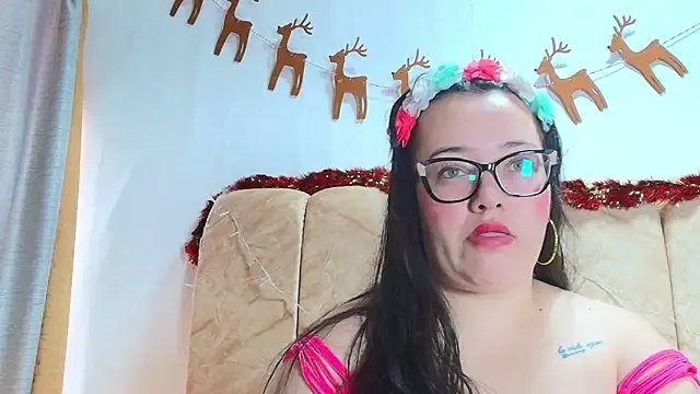 Zoe_Curvy from StripChat